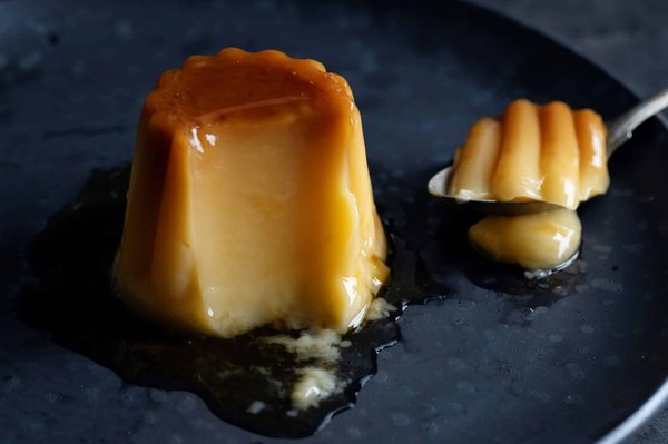 How to Perfect a Gourmet Spanish Flan with a Caramelized Sugar Topping?